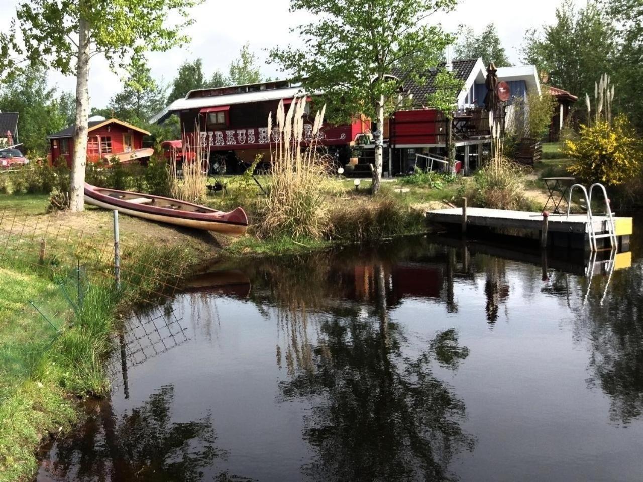 Ferienhaus Am Kleinen See Mit Steg, Garten Und Terrasse Twist Luaran gambar